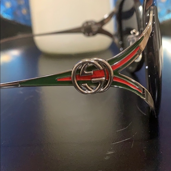 COPY - 💙💯% AUTHENTIC GUCCI Oval Sunglasses💙 - Picture 6 of 11